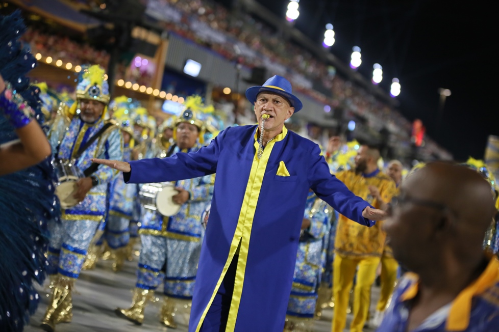 Bateria da Unidos da Tijuca volta aos ensaios para o Carnaval 2025