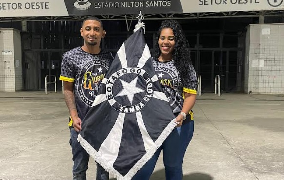 Botafogo Samba Clube anuncia seu novo segundo casal de mestre-sala e porta-bandeira!